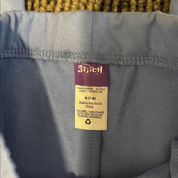 Girls LILO and Stitch pants shorts set - Picture 7 of 8